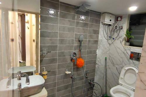 City Homes Crystal Apartment