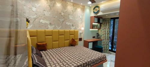 City Homes Crystal Apartment