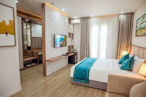 Ruby Queen Hotel