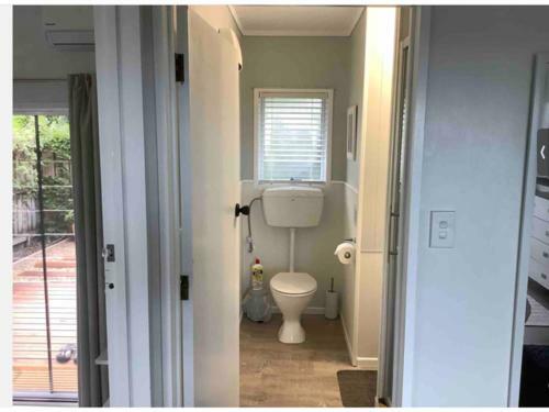 Hostal Country Feel But Close To Everything - Tauranga