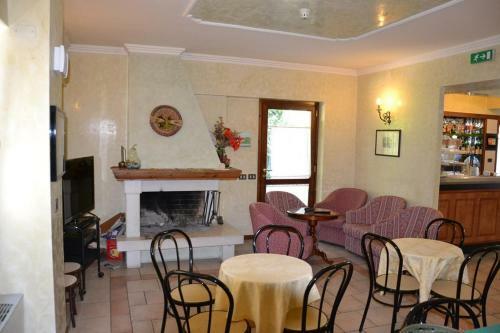 Hotel Albergo Due Monti