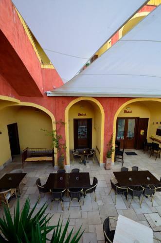Manouche Bistrot B&B