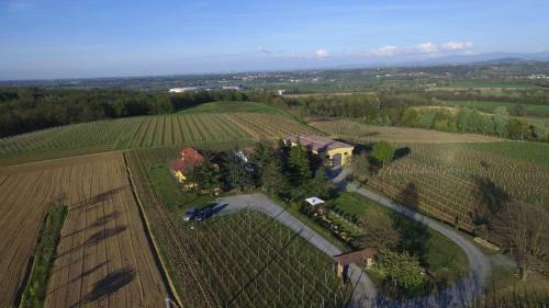 Agroturismo Cascina La Maddalena Bed & Wine
