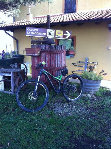 Agroturismo Cascina La Maddalena Bed & Wine