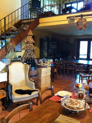 Agroturismo Cascina La Maddalena Bed & Wine