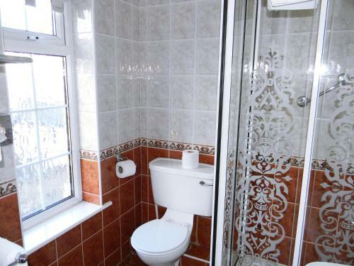 Hostal Clooneen House