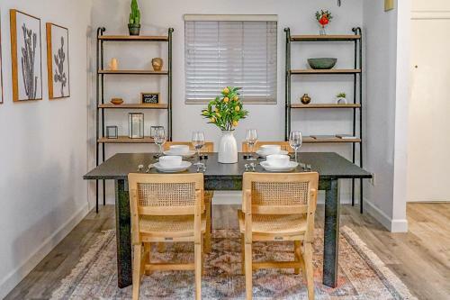 The Comfort And Games Nest - 5 Mins From Old Town