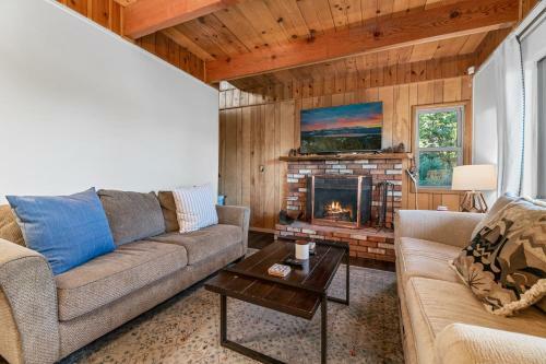 Magnificent Views At Pinecone Perch