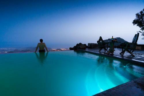 Villa Historic Canarian House, Private Heated Infinity Pool, Bbq, Wifi + Panoramic Ocean Views