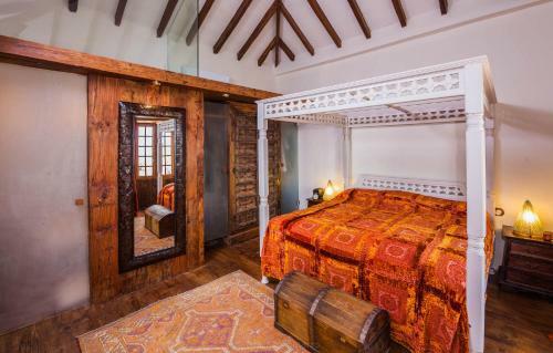 Villa Historic Canarian House, Private Heated Infinity Pool, Bbq, Wifi + Panoramic Ocean Views