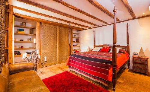 Villa Historic Canarian House, Private Heated Infinity Pool, Bbq, Wifi + Panoramic Ocean Views