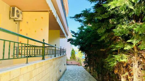 Apartamento Florinis House