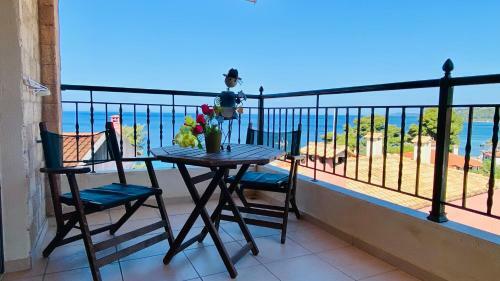 Apartamento Florinis House