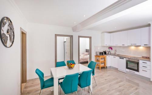 Apartamento Green Paradise With Swimming Pool