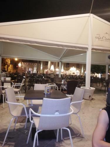 Hostal Lt Sicilia Bella Rooms