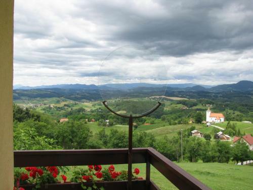 Pod?etrtek Apartma Panorama