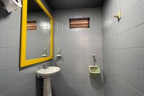 Acogedora Villa Con Piscina