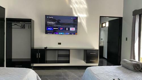 Villa Freedom House