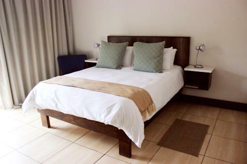 Hostal 2 Be At Home Guesthouse