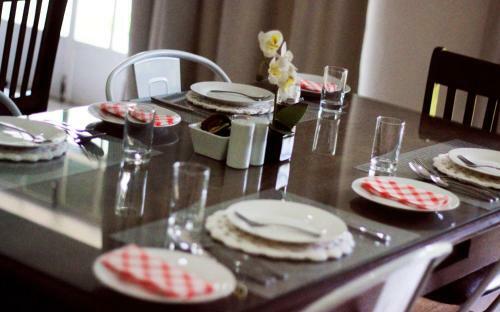 Hostal 2 Be At Home Guesthouse