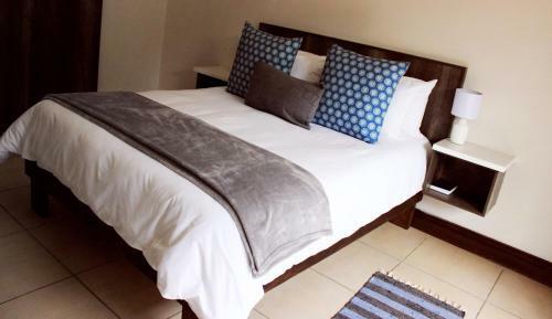 Hostal 2 Be At Home Guesthouse