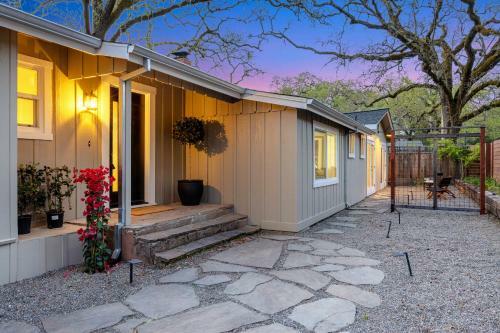 Glen Ellen Getaway