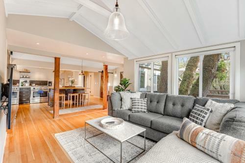 Glen Ellen Getaway