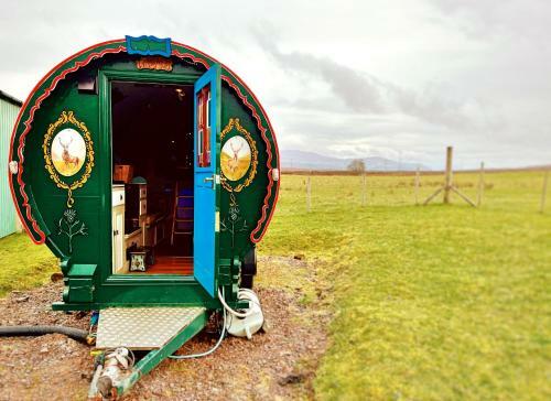 Delightful And Unique Gypsy Caravan In Breakish