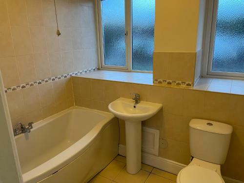 Longbridge Contractor Apartment