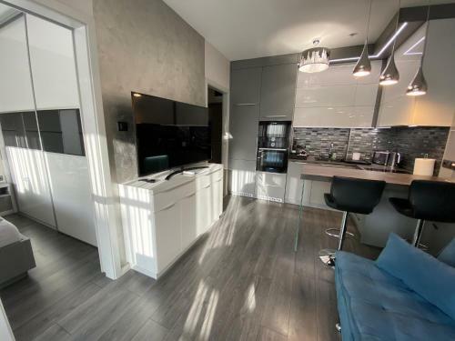 Noir Silvery Apartman