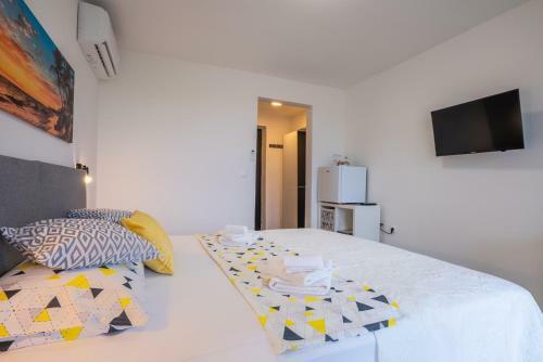 Hostal Restaurant & Rooms Nino