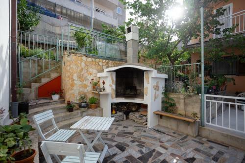 Apartments Knezovic