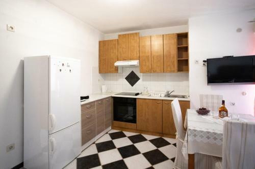 Apartments Knezovic