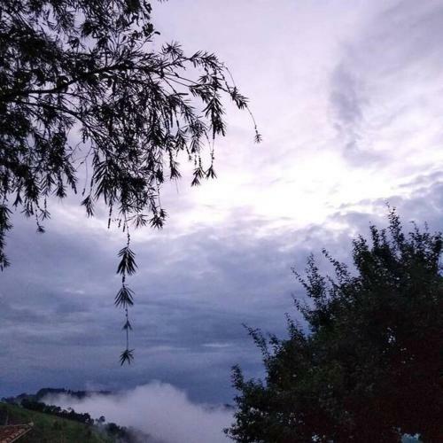 P�r Do Sol Mais Lindo Da Serra Da Mantiqueira