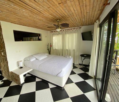 Akela Gaira Hotel