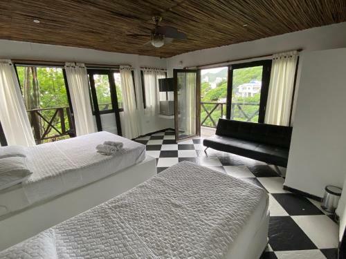 Akela Gaira Hotel