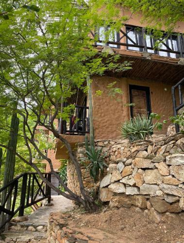 Akela Gaira Hotel