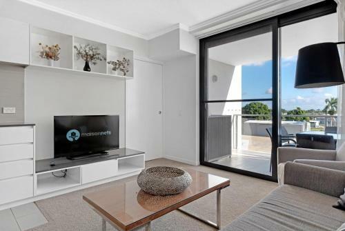 Apartamento Central 2 Bed Unit With Pool & Secure Parking