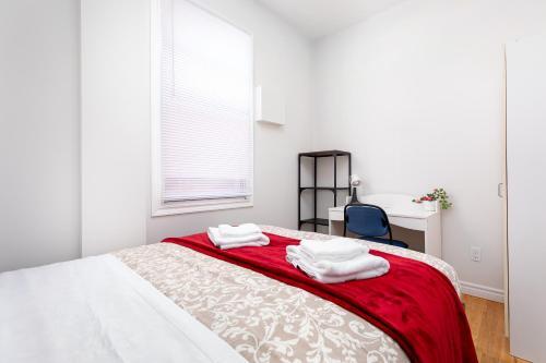 Hostal Individual Rooms For Rent In Shared House