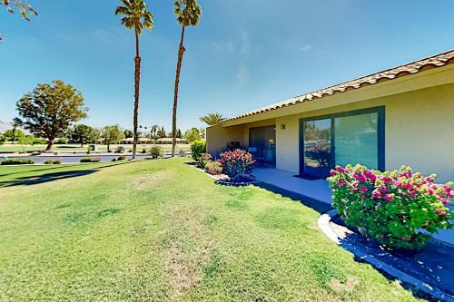 Palm Desert Resorter 42-04