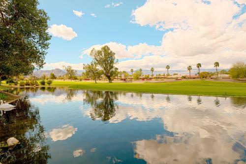 Palm Desert Resorter 42-04