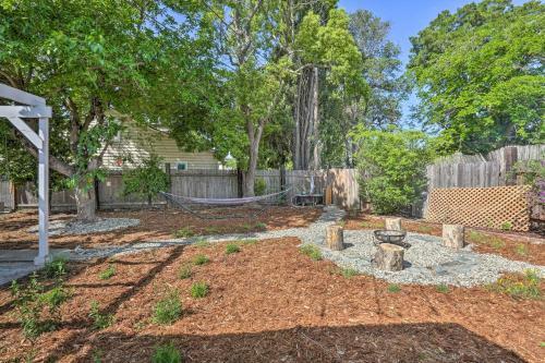 Whimsical Sacramento Home With Garden And Patio!