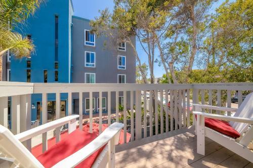 Mission Beach Getaway
