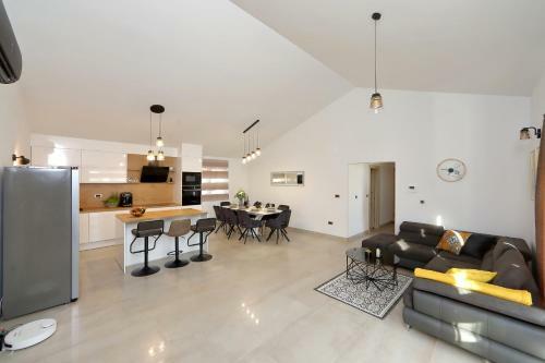 Villa Ivana II