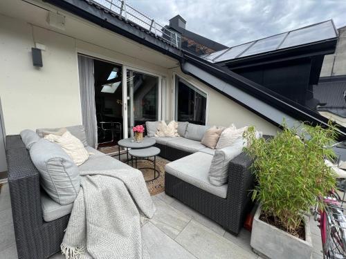 Apartamento Sentral Loftsleilighet Med Solfylt Utetplass