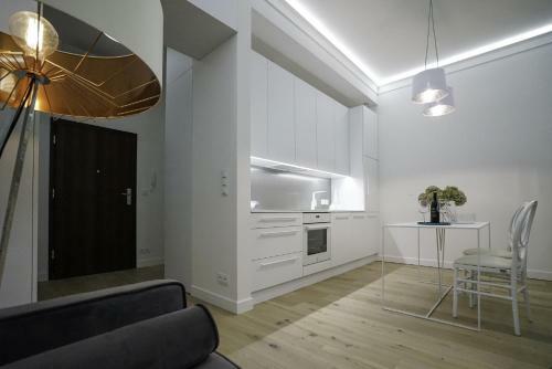 B??kitny Apartament