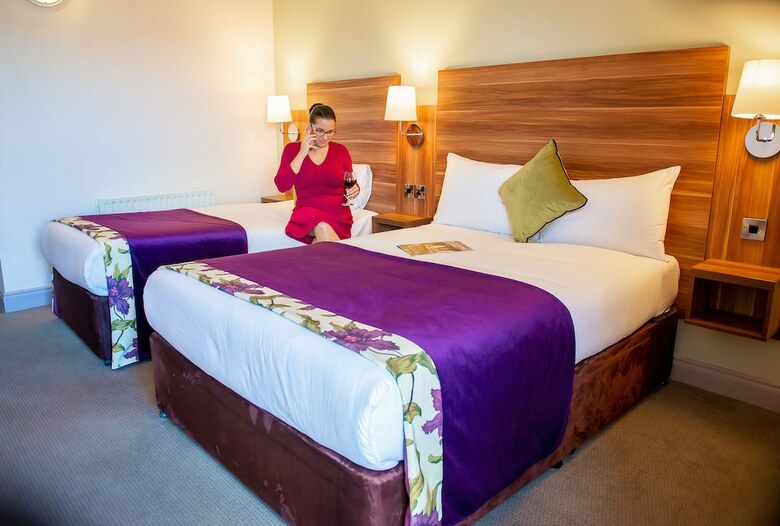 Maldron Hotel & Leisure Centre Galway