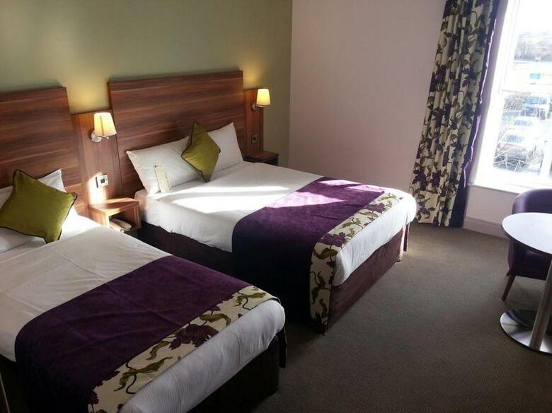 Maldron Hotel & Leisure Centre Galway