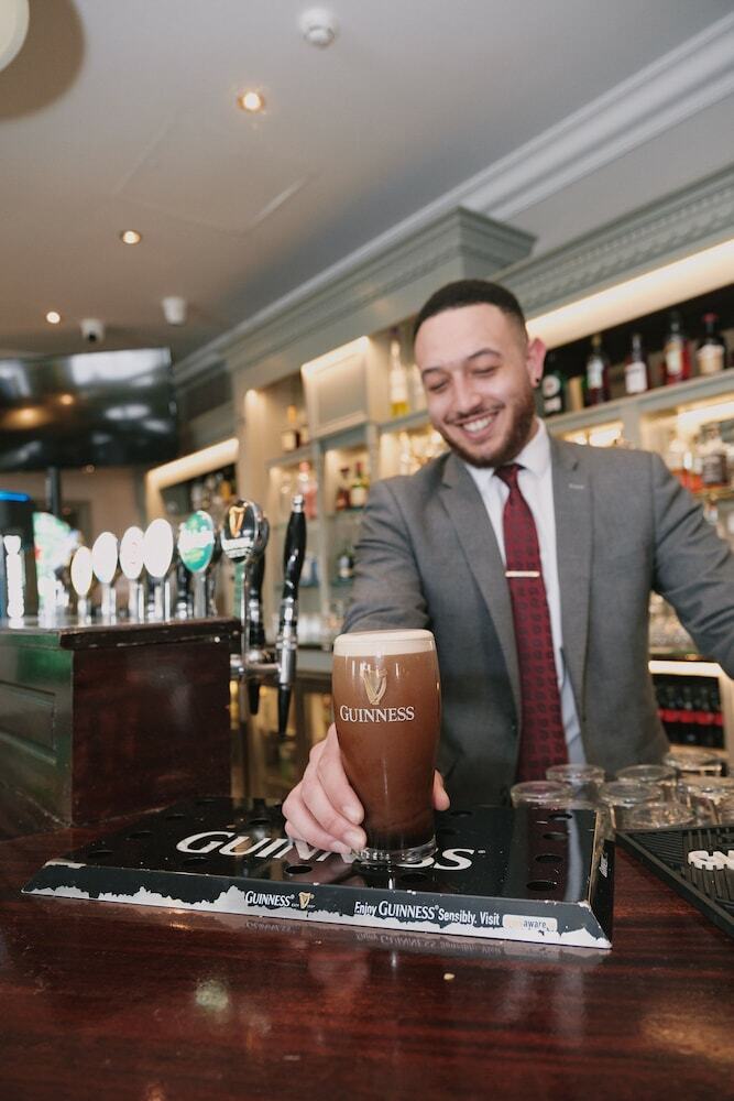 Maldron Hotel & Leisure Centre Galway
