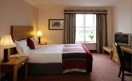 Maldron Hotel & Leisure Centre Galway